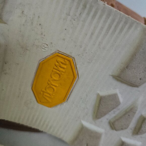 Ugg 3239 Brown Leather Wingtip Shearling Lined Vibram Sole Chukka Boots Size 12 - Picture 11 of 13